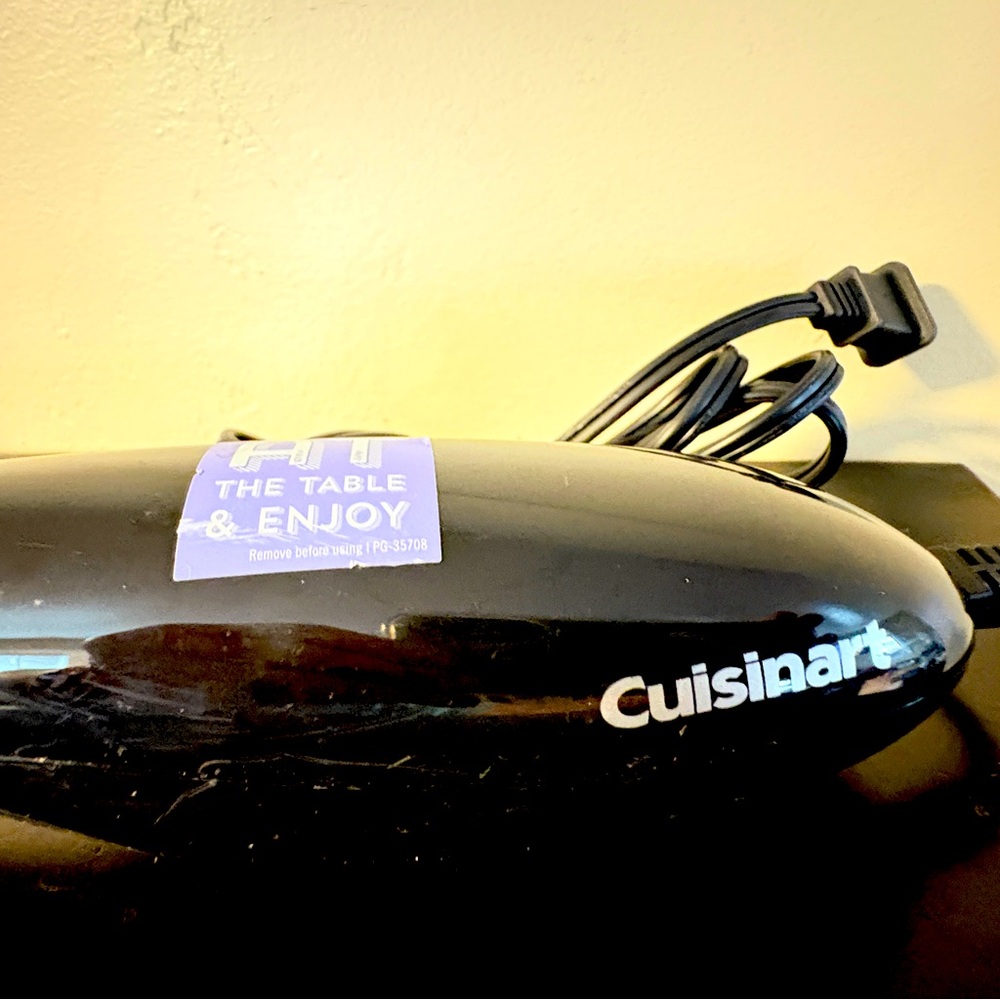 Cuisinart, electric carving knife.